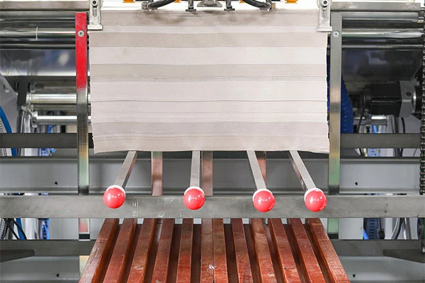 지능형 라미네이팅이 인쇄 마감을 위한 더욱 지속 가능한 선택이 되는 이유는 무엇입니까?