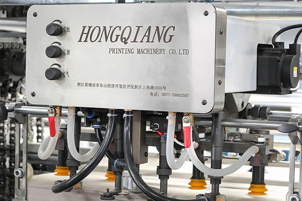 전자동 라미네이팅 기계가 인쇄 마무리를 위한 매력적인 업그레이드가 되는 이유는 무엇입니까?