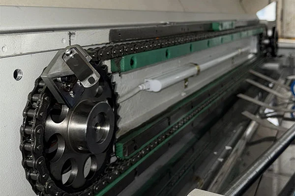 풀 서보 기술은 스크린 인쇄의 경계를 어떻게 확장하고 있습니까?